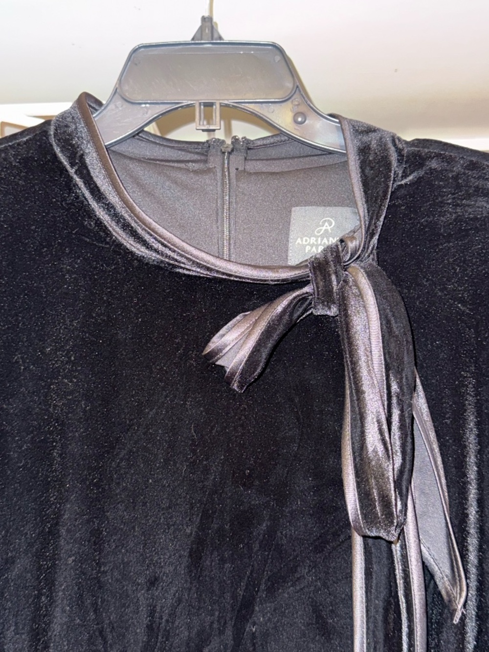 Adrianna Papell sz 18 W stretch velvet dress tie neck detail - Picture 6 of 7